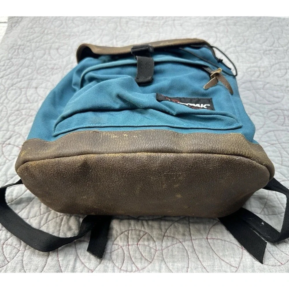 EASTPAK Blue‎ Teal Leather Flip Top Flap Cinch Leather Bottom USA